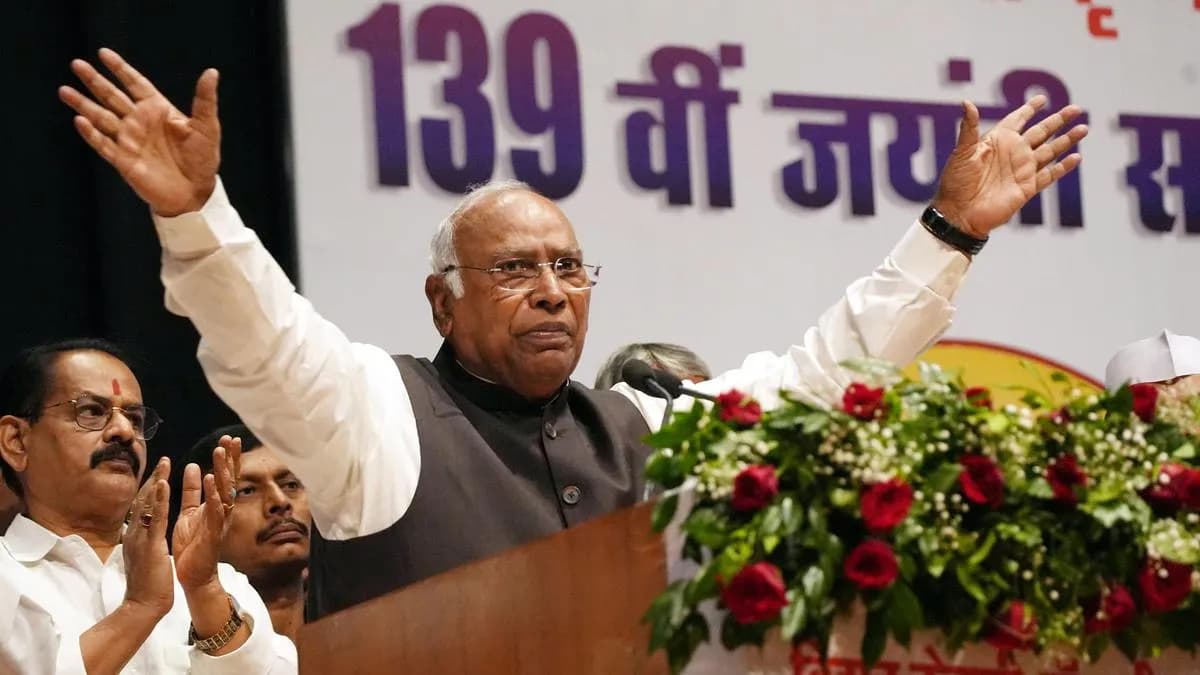 Mallikarjun Kharge Row Triggers Nationwide BJP Protests After Patna Remarks on PM Modi
