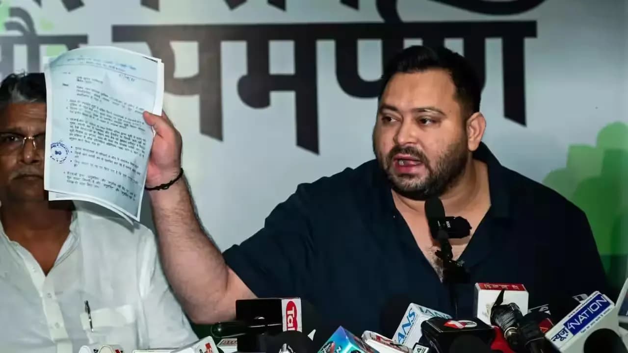 Bihar MLC Polls: Tejashwi Yadav Alleges Fake Voters as JD(U) Rift Triggers Clash in Mokama